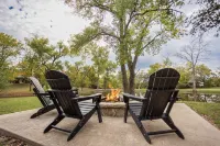 Smoky Hill Ranch, 8 Acres, 2 Homes, Events, Sport Court, Fishing, & Fire Pits