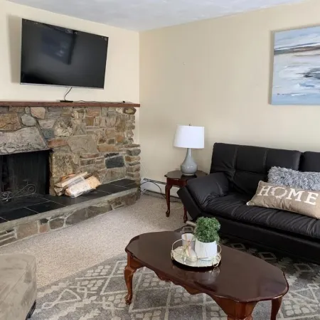 Lake view 2 bedroom with kitchen and balcony