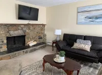 Lake view 2 bedroom with kitchen and balcony