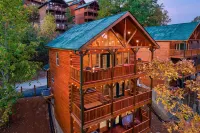 HUGE Heated Indoor Pool, 2 King Beds, Arcades, Fire Pit, Fast Wi-Fi