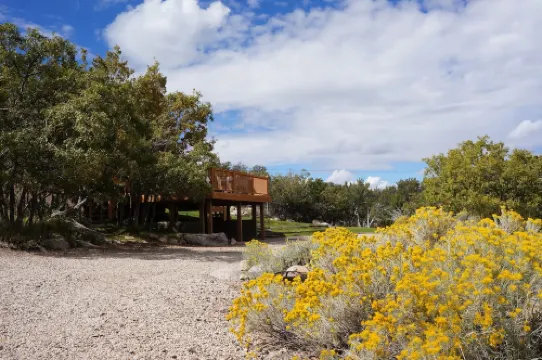 Relaxing Cabin Retreat in Scenic Pine Valley, UT