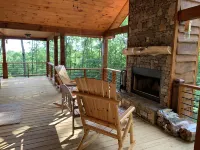 Cozy Comfort meets Luxury Amenities in Mountain-View Retreat w 3 brms & 3 frplcs