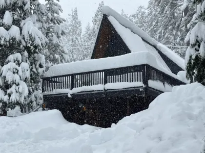 3-bedroom vacation home near Stanislaus National Forest Hotels near Dodge Ridge