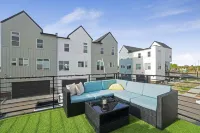 New Modern Luxury Townhome