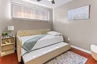 Dearborn Heights Luxury Stay - Close to DTW airport, Dearborn, Downtown Detroit โรงแรมใน