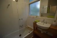 Riverside House on the beautiful Howqua River Howqua住宿飯店