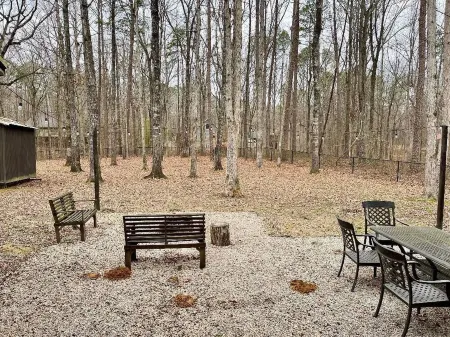 Blade Bay - Beautiful Remodeled cabin, close to everything, pet friendly! Отели в г. Хардин