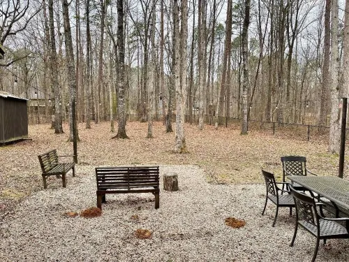 Blade Bay - Beautiful Remodeled cabin, close to everything, pet friendly!