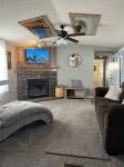 Comfy Mobile Home located minutes from restaurants and venues.