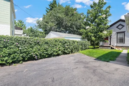 Adorable West Side Cottage Free Onsite Parking