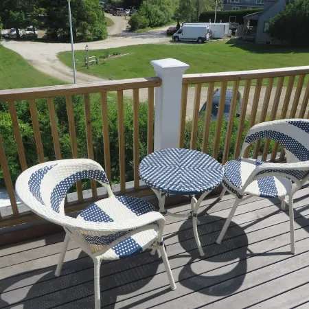 Brand New modern 2 bedroom 2nd floor apartment