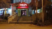 Couples Escape- Stunning Oceanfront Views -Quiet Prime Location Hotels in 