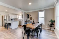 Willamette Valley Getaway w/ Backyard Firepit