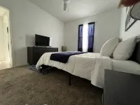 Hidden Gem in Spring, TX / Free Parking / Trail/ Traveling Professionals Welcome