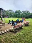 Remodeled Modern Farmhouse on acreage near ALL area attractions!!!