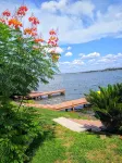 Luxury condo, DISCOUNTED RATES…steps to Lake, sleeps 10, near Yacht Club!