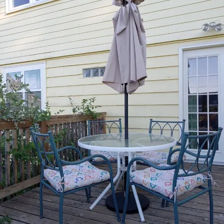 Charming, light-filled SE Eugene 2-story house