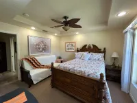 3-Bedroom Waterfront Home, 1 Mile from Homosassa Springs Wildlife State Park