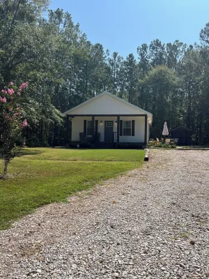 Affordable Luxury / Quiet / 2 min to Erskine College & The Renaissance