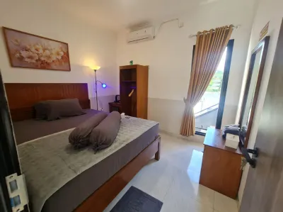 Villa The Nugros Hotels in Bayah