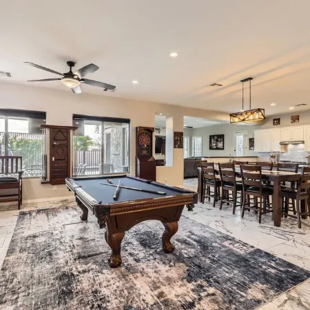 6Br, Heated Pool/Spa, Large Grass Yard, BBQ Island, & Games Galore Near Westgate