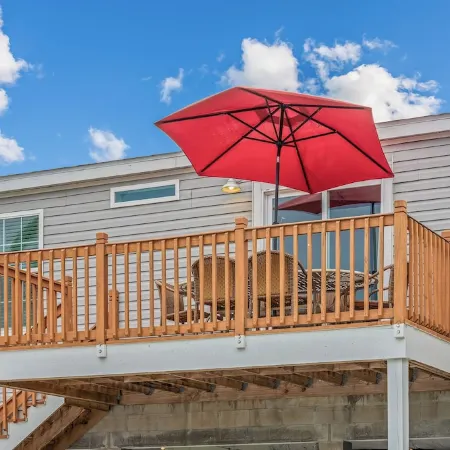 Coastal Cottage w/ Pickleball and Outdoor Oasis 2 mi to Beach