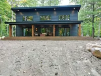 Stylish Signature Lodge, nestled in the Forest, with Teal Lake views Hotels in Sawyer County