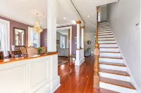 Historic New Orleans Gem - 4 Miles from French Quarter -Sleeps 10