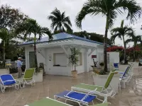 Ocean Front Private Beach, Pool/Hot Tub, Pool Bar, Marina with Cafe