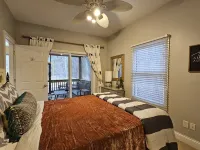 Welcome to Hidden Haven – A Spacious Lakeside Retreat