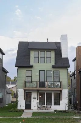 New Construction! 1 Block from Downtown Hotels near Rhema Bible Training College