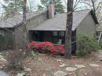 Beautifully updated vacation condo!  Eden Isle, walking distance to Red Apple CC