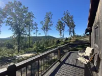 Secluded Cabin 365° Views  Pet Friendly Fire Pits #1 Place to Enjoy Fall Foliage
