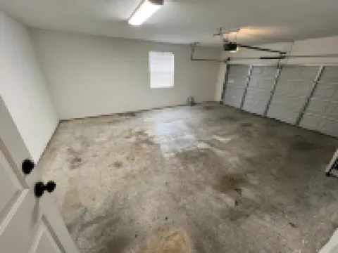 Family Fun! Games, 1G Fast WiFi, 1 King, 2 Queens, & Sofabed, Sleeps 8 in Rogers