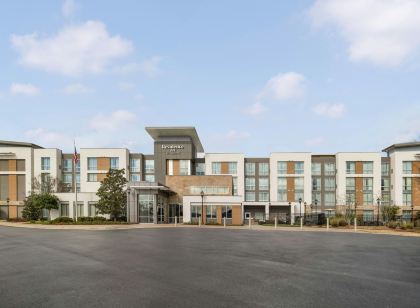 레지던스 인 바이 메리어트 잭슨 더 지스트릭트 앳 이스트오버