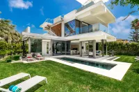 All About Villa Gladiolo - Villa