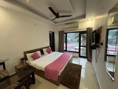 Nirvana Riverside Resort