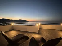 H H Calme Hotels near Chuo University