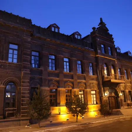 Cheltikov Hotel