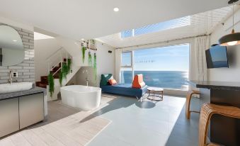 Donghae 828 Ocean View Spa Pension