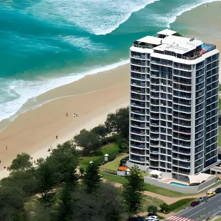Golden Sands on the Beach - Absolute Beachfront Apartments