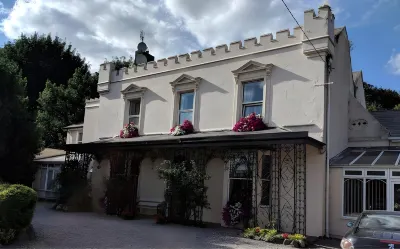 Belvedere Lodge