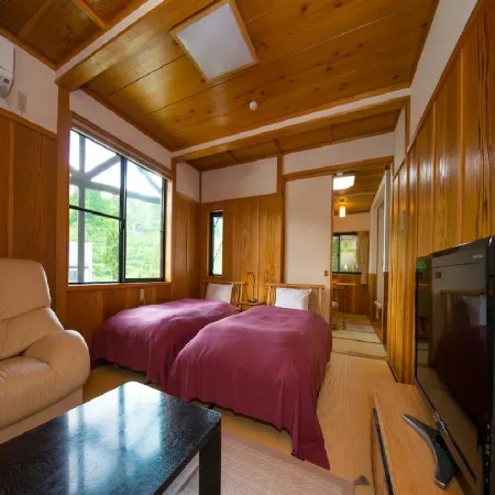 Yuyado Motokawarayu Отели в г. уезд Могами