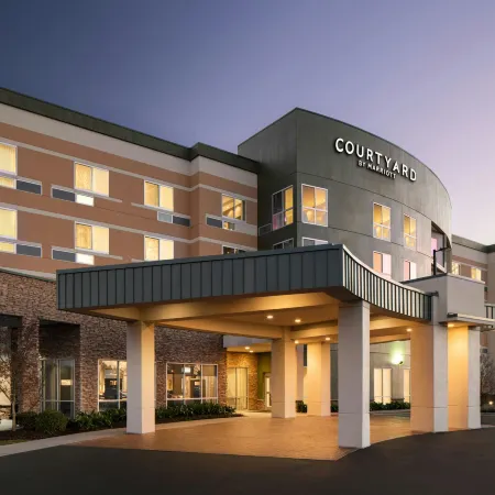 Courtyard by Marriott Fayetteville Fort Bragg Spring Lake