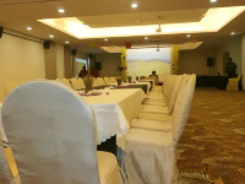 薩馬拉度假酒店