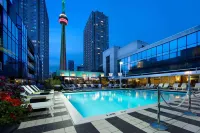 Radisson Blu Toronto Downtown - Rooftop Pools