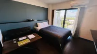 Okinawa Karate Hotel Iolite Tomigusuku - parking