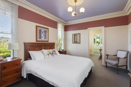 Bethany Manor Bed & Breakfast