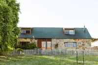 Daisy Bank Cottages - parking
