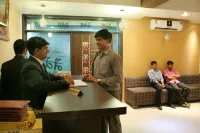 Hotel Naivedya - Aurangabad Отели в г. Waluj Bk.